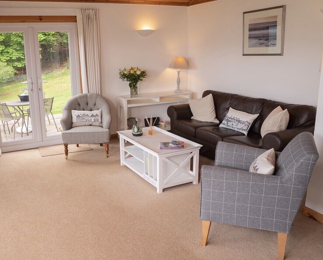 Smart-tv, een dvd-speler en boeken