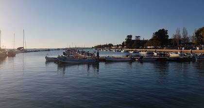 Wonderful house Built To Excellent Standards in the heart of Olhao.