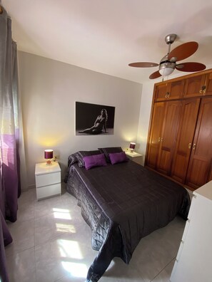 2 bedrooms, iron/ironing board, free WiFi, bed sheets - Cozy and bright penthouse (Puertito de Güímar)