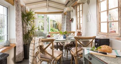 maison Quirky avec les chambres de cabanes de bergers romantiques et joli jardin prĂšs de Padstow