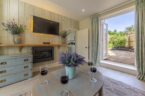 Interior - Ashdale, Thornham, Norfolk (Thornham)