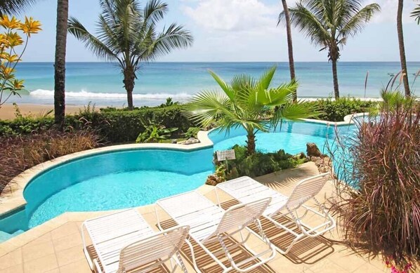 حمّام سباحة خارجي