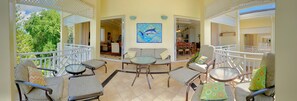 Terrace/patio - Spacious, Family Friendly, Top Floor, 3 Bedroom Apartment on the Beach (Stonehaven)