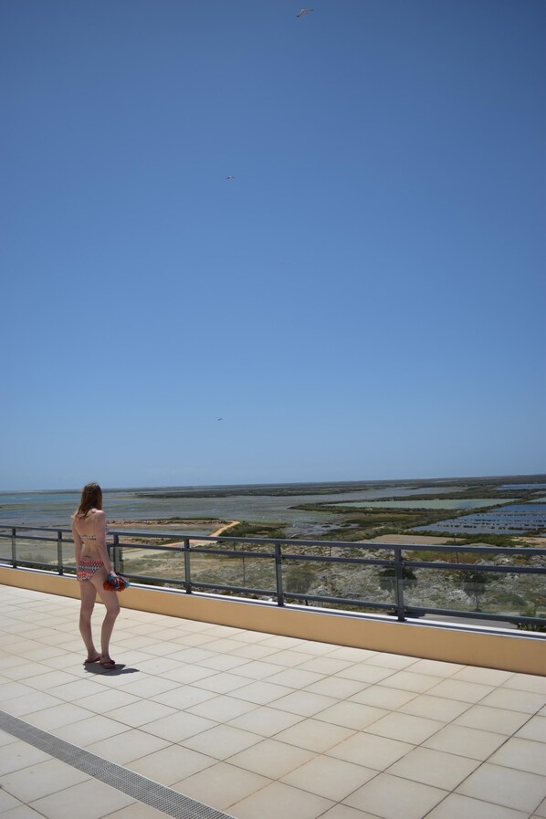 Terrace/patio - Five* Apartment with Beautiful Sea Views from the Balcony (Olhao)