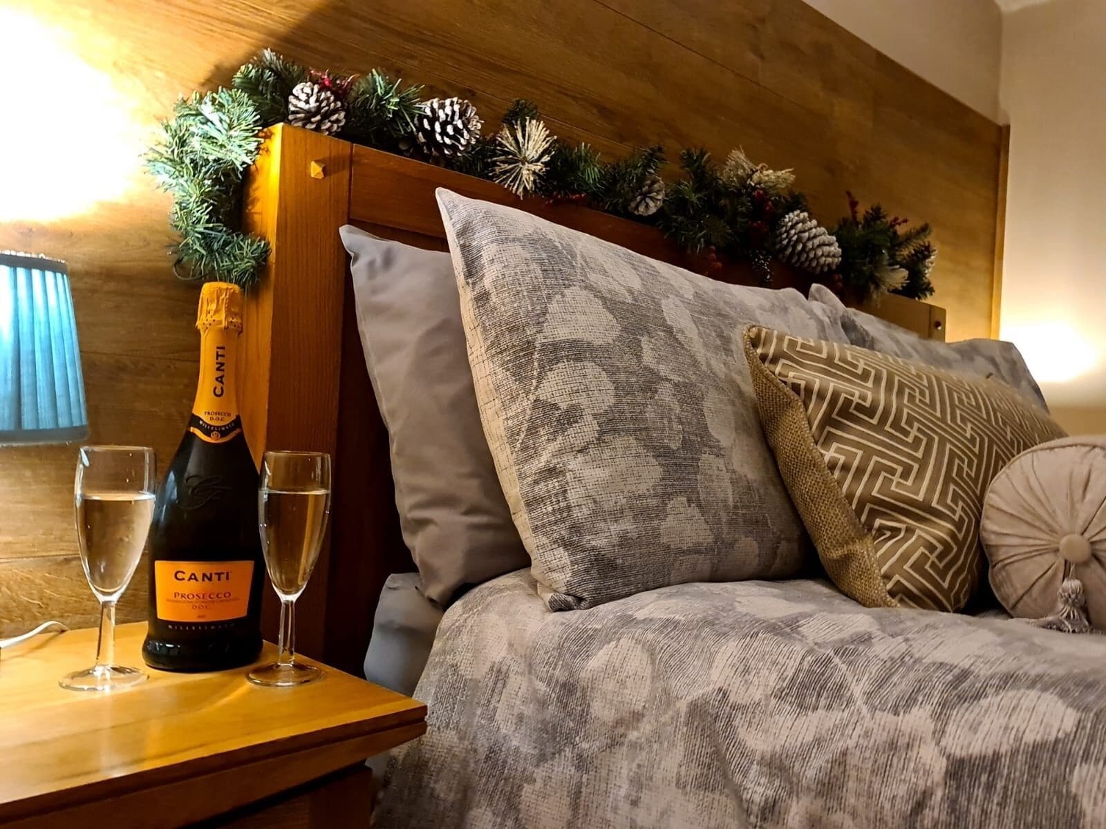 1 間睡房、熨  斗/熨衫板、Wi-Fi、床單