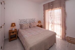 1 bedroom, in-room safe, iron/ironing board, free WiFi