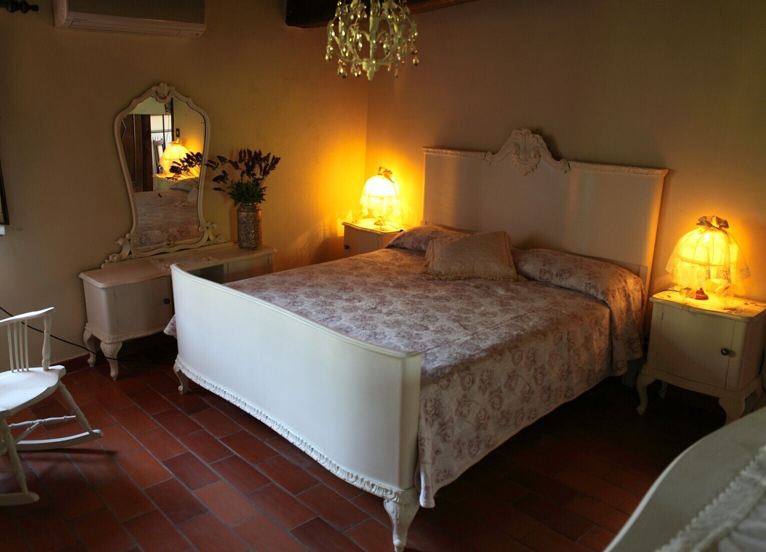 Casa di campagna, recentemente restaurata, con piscina e vista panoramica