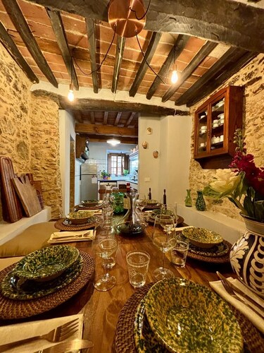 Kürzlich restauriertes Landhaus mit Pool und Panoramablick