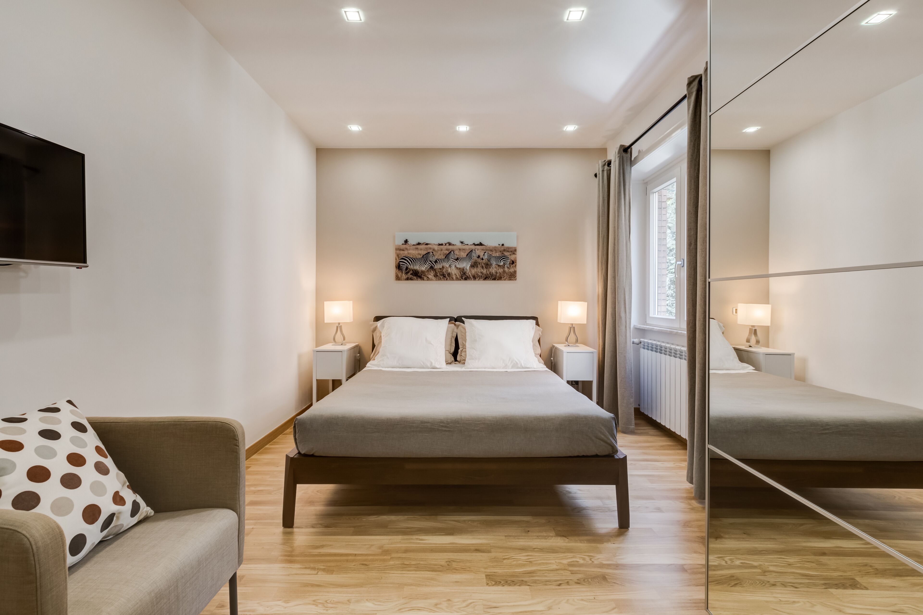 VATICAN FLAT IN ROME