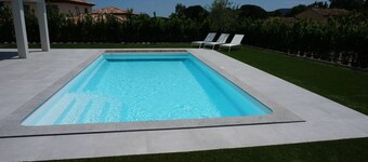 Erinomainen uusi huvila kaikki modernit mukavuudet 9 km pÀÀssÀ rannoista