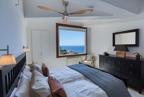 2 chambres, fer et planche Ă repasser, Wi-Fi gratuit, draps fournis