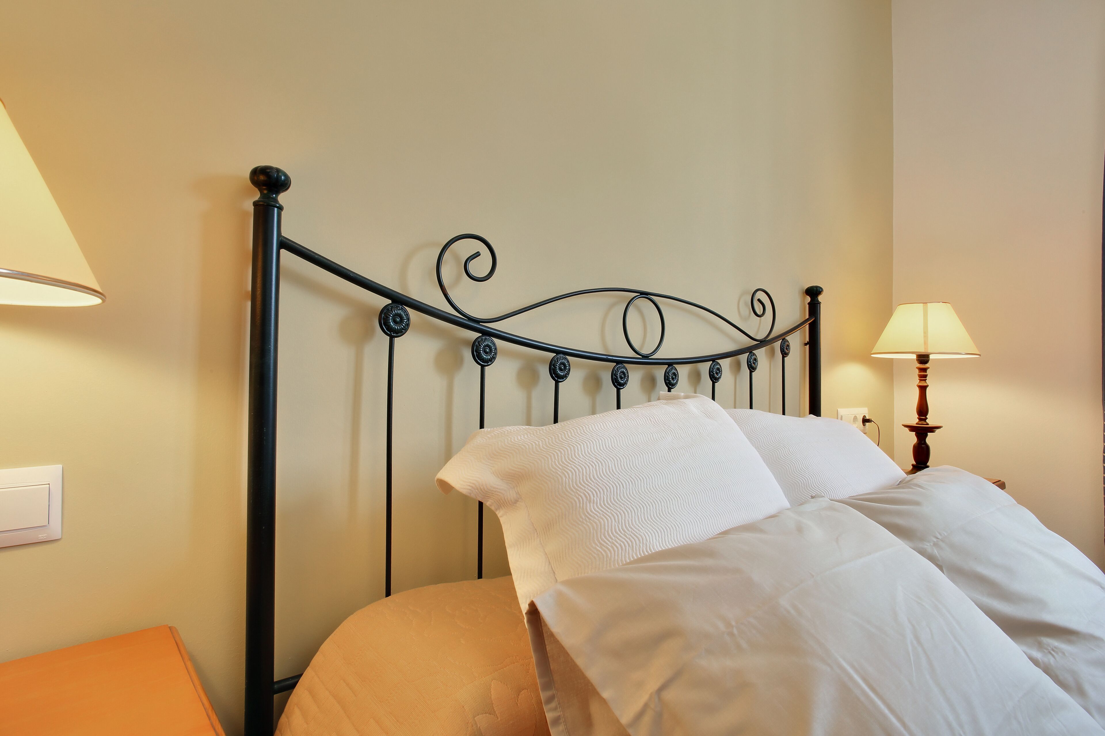 APARTMENT ROUND + WIFI + FREE PARKING BD