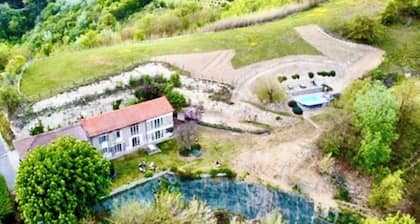 élégante grande ferme privée dans les vignes avec nouvelle piscine