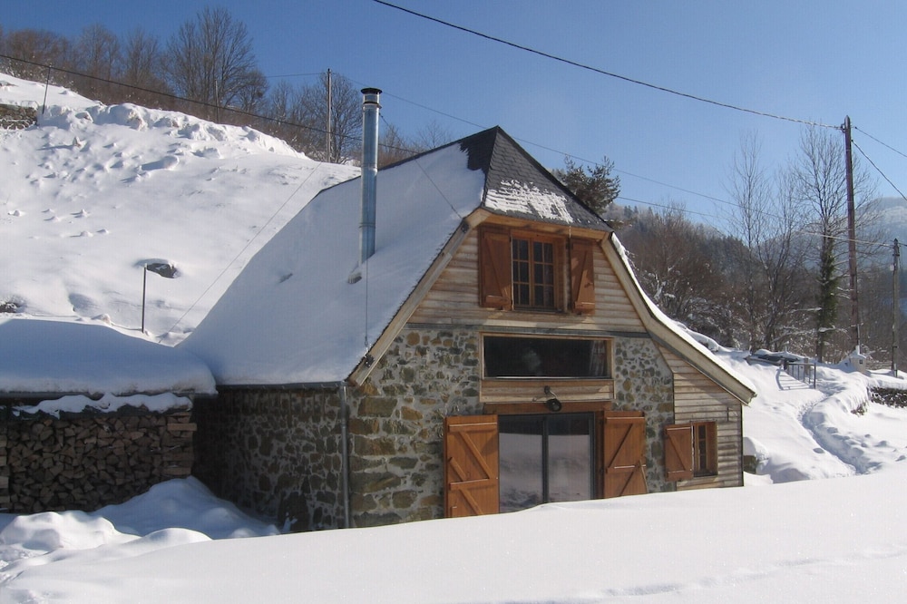 Boutx: Casa de montaña (madera / piedra) - Boutx