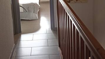 2 habitaciones, tabla de planchar con plancha y wifi gratis