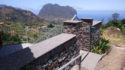 "CASA DO CABEÇO" <br>SEA AND MOUNTAIN VIEWS