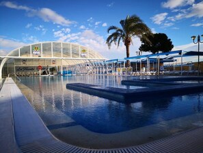 Piscine extérieure