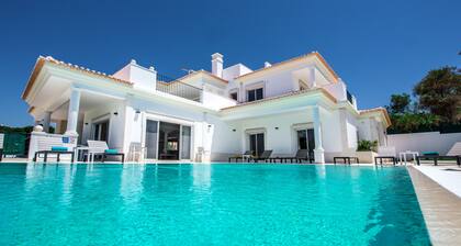 Luxuriöses Quinta Por Do Sol mit 15 Schlafzimmern, ideal für große Gruppen oder Familienurlaub