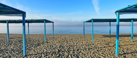 Beach nearby, beach towels