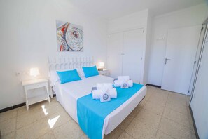 2 habitaciones, tabla de planchar con plancha y wifi gratis 