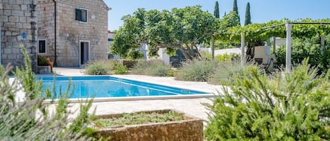 Piscine extérieure