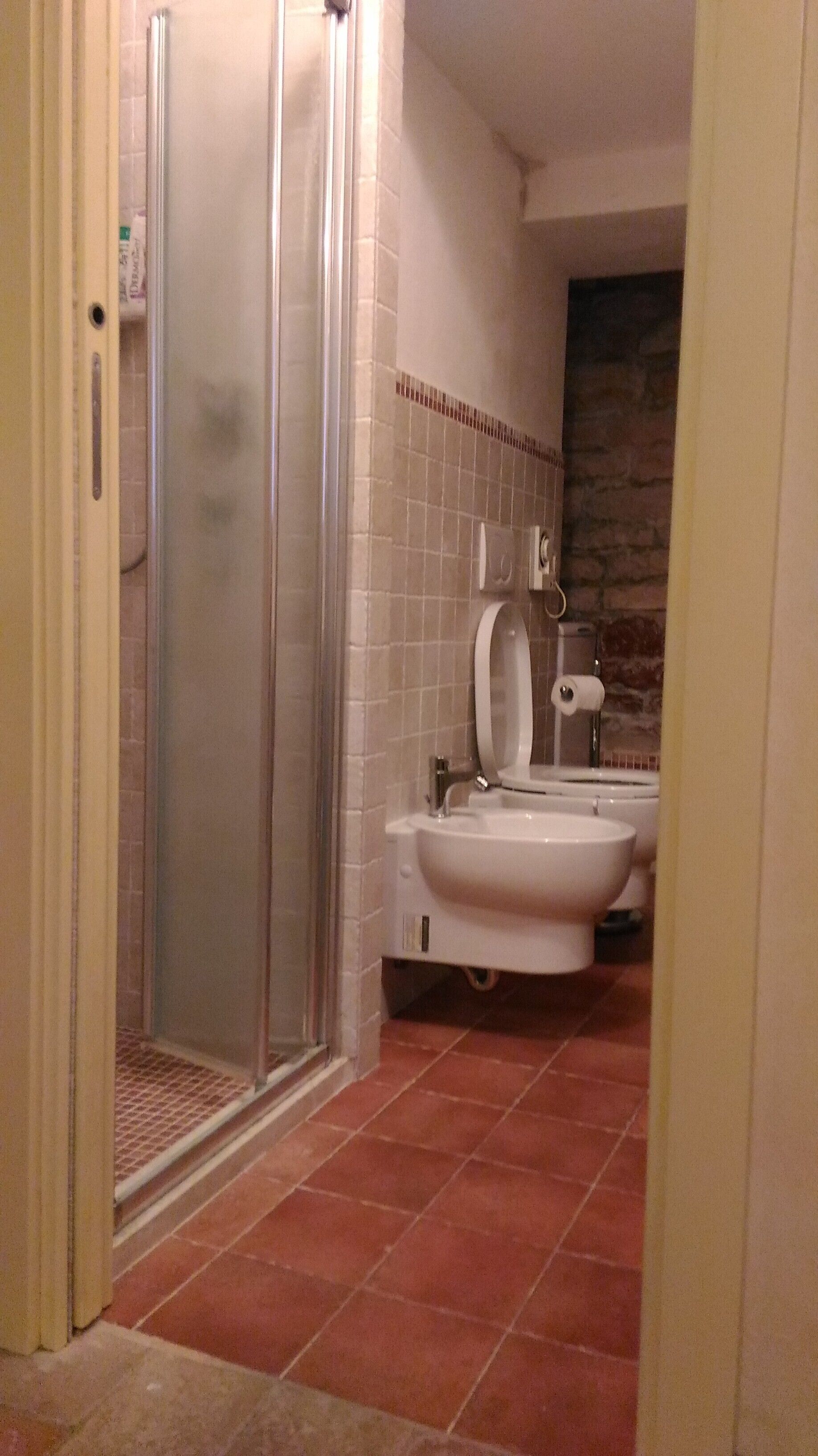 MONOLOCALE AGLI ARCHICCIOLI