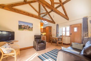 TV - The Heydon, Roughton, Norfolk (Roughton)