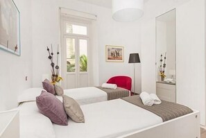 2 Schlafzimmer, Bügeleisen/Bügelbrett, Reisekinderbett, kostenloses WLAN