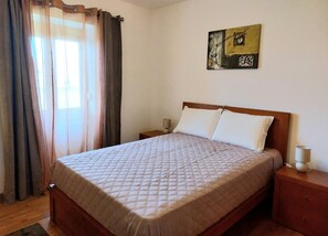 2 bedrooms, iron/ironing board, free WiFi, bed sheets - Cottage with garden and swimming pool - ESPOSENDE (Braga)