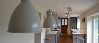 Luxury 4 soverom North Norfolk hytte i vakre kystlandsbyen plassering