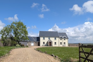 Exterior - Pylewell Annex - Dog-Friendly Stay near Rhossili Bay, Gower (Pilton Rhossili)