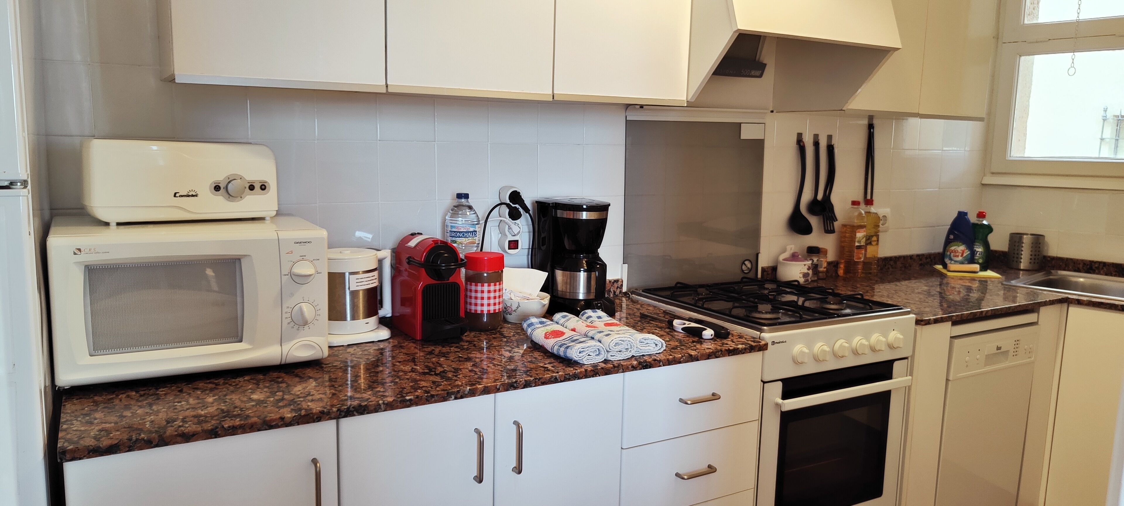 Apartment with garden at 11 meters from the sand beach of la Fosca.