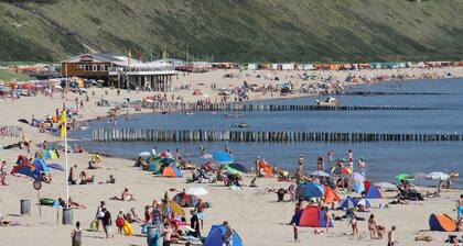 Maison à cÎté du moulin de Westkapelle!