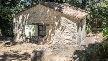 Esterni