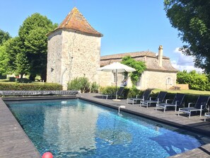 Pool - Family friendly country house near Bergerac Bordeaux StEmillion jacuzzi pool (Montazeau)