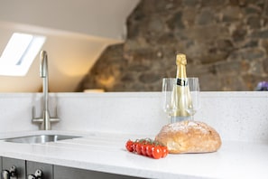 Interior - Hen Stabl - A charming 18th century stone character stables conversion (Llanfair)