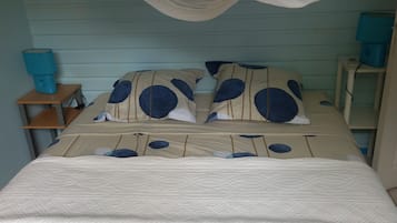 4 bedrooms, in-room safe, iron/ironing board, travel crib
