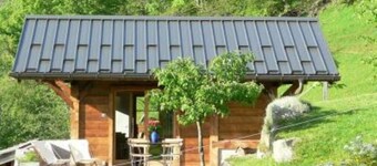 Small detached chalet with character, garden and terrace