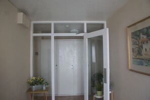 Interior - Sidmouth apartment perfect for beach and town (Sidmouth)