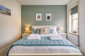 2 chambres, fer et planche à repasser, lit parapluie, Wi-Fi gratuit