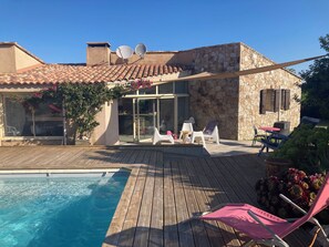 Piscine extérieure, piscine chauffée