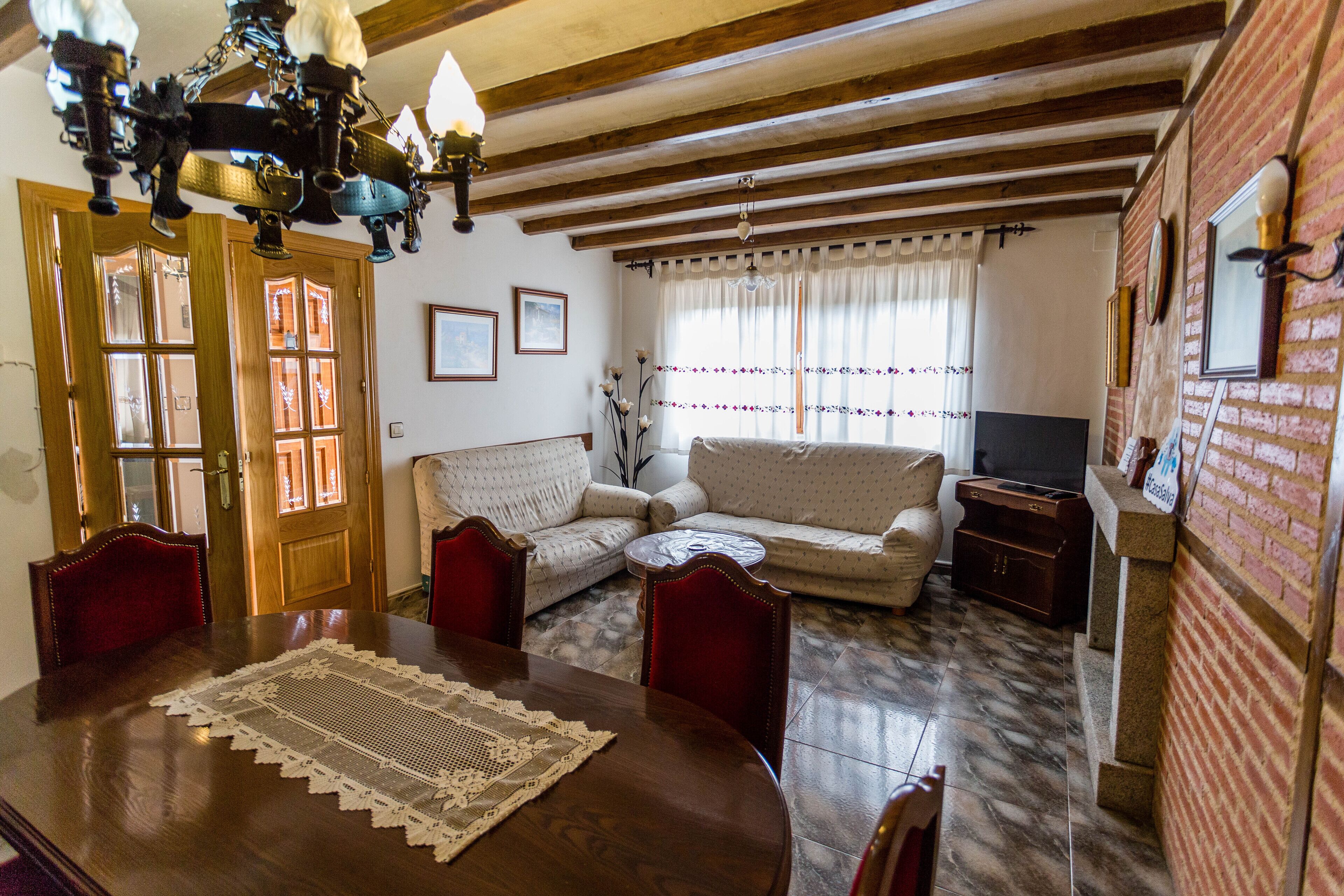 Rural house Casa Salva, up to 16 people (groups) private pool and garden