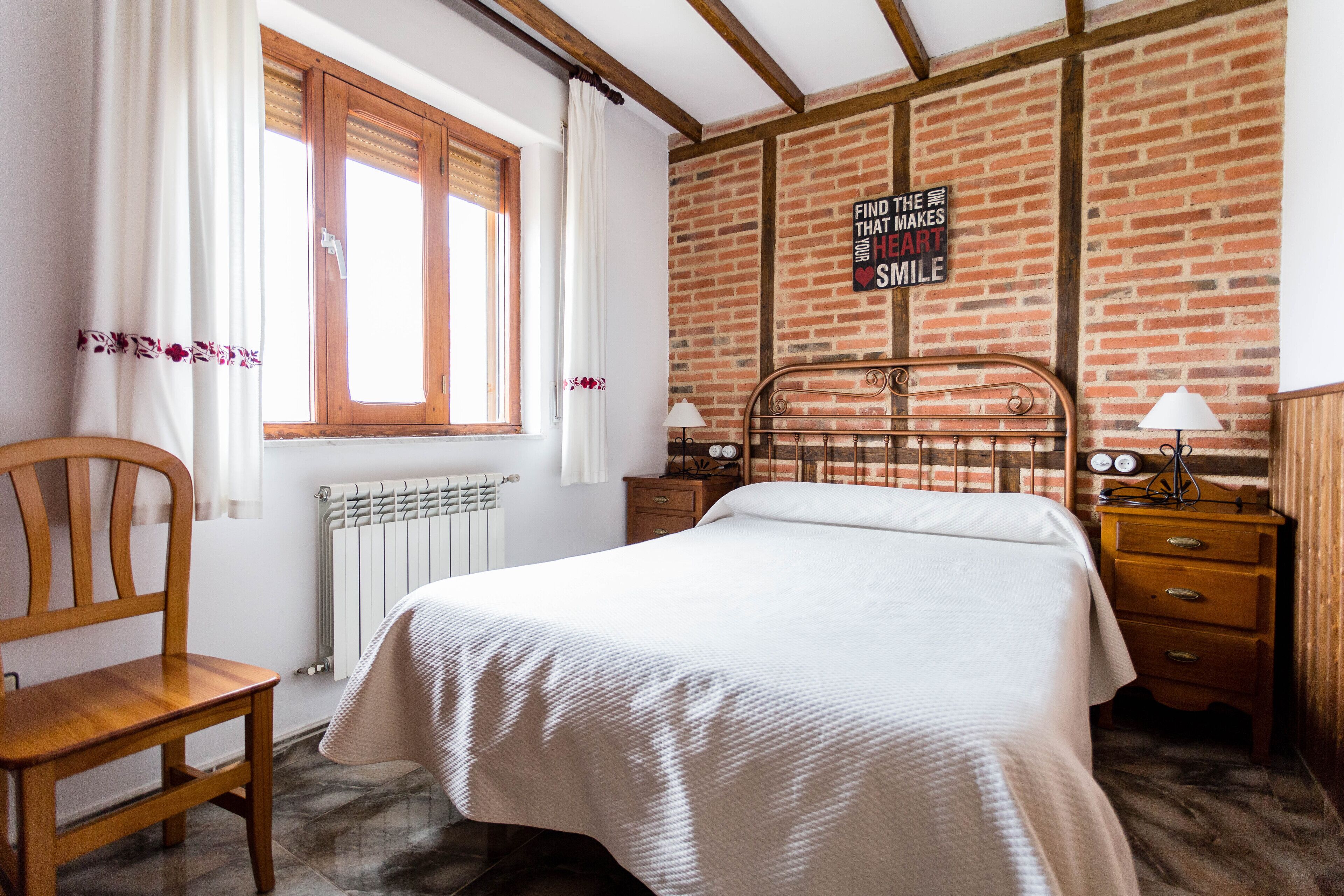 Rural house Casa Salva, up to 16 people (groups) private pool and garden