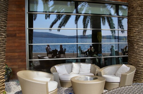 Beautiful apartment with pool and sea view of Kotor 