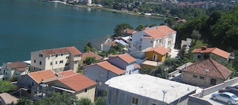 Beautiful apartment with pool and sea view of Kotor