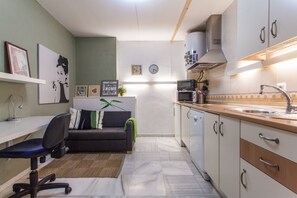 Fridge, microwave, oven, stovetop - Sevilla best location apartment (Sevilla)