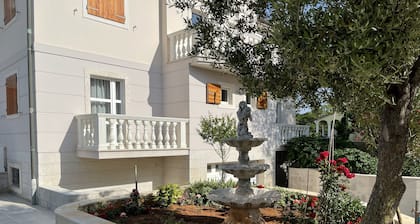 Seaside huvila 1700 m2 yksityinen puutarha