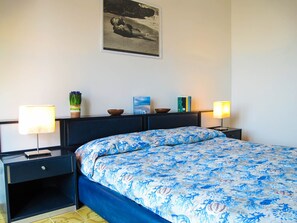 4 bedrooms, free WiFi, bed sheets