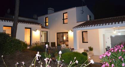 Noirmoutier, l'Epine, maison contemporaine neuve, sur la dune, 8 pers.