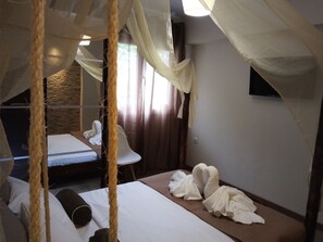 2 bedrooms, in-room safe, iron/ironing board, WiFi